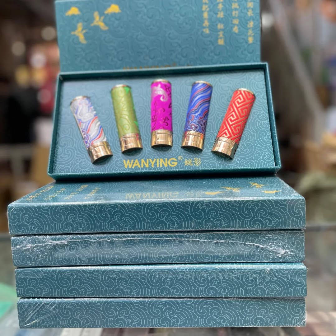 Luxury Carved Lipsticks Set