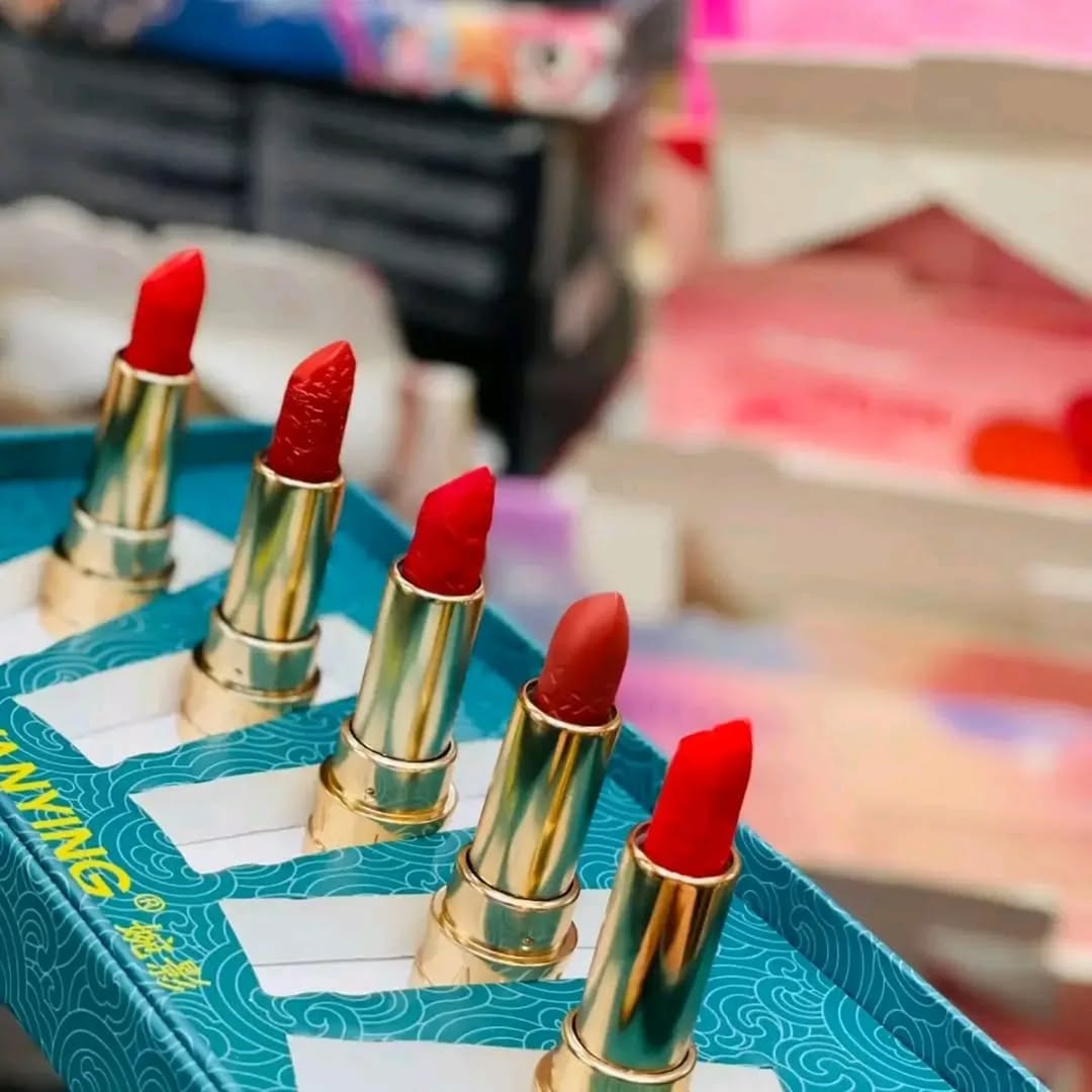 Luxury Carved Lipsticks Set