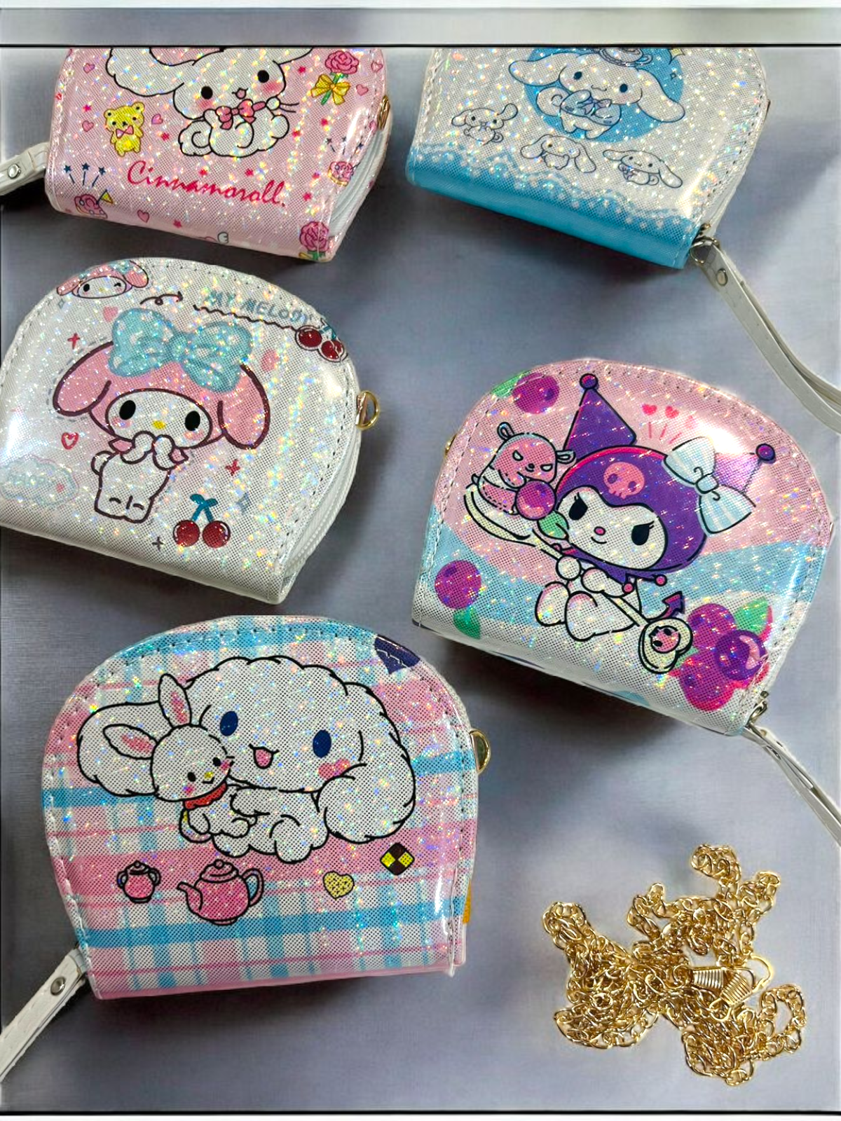 Sanrio Purse With Chain Hanging (Optional)