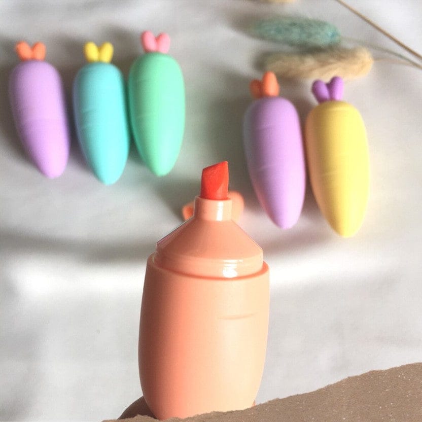 Carrot Highlighter Pens