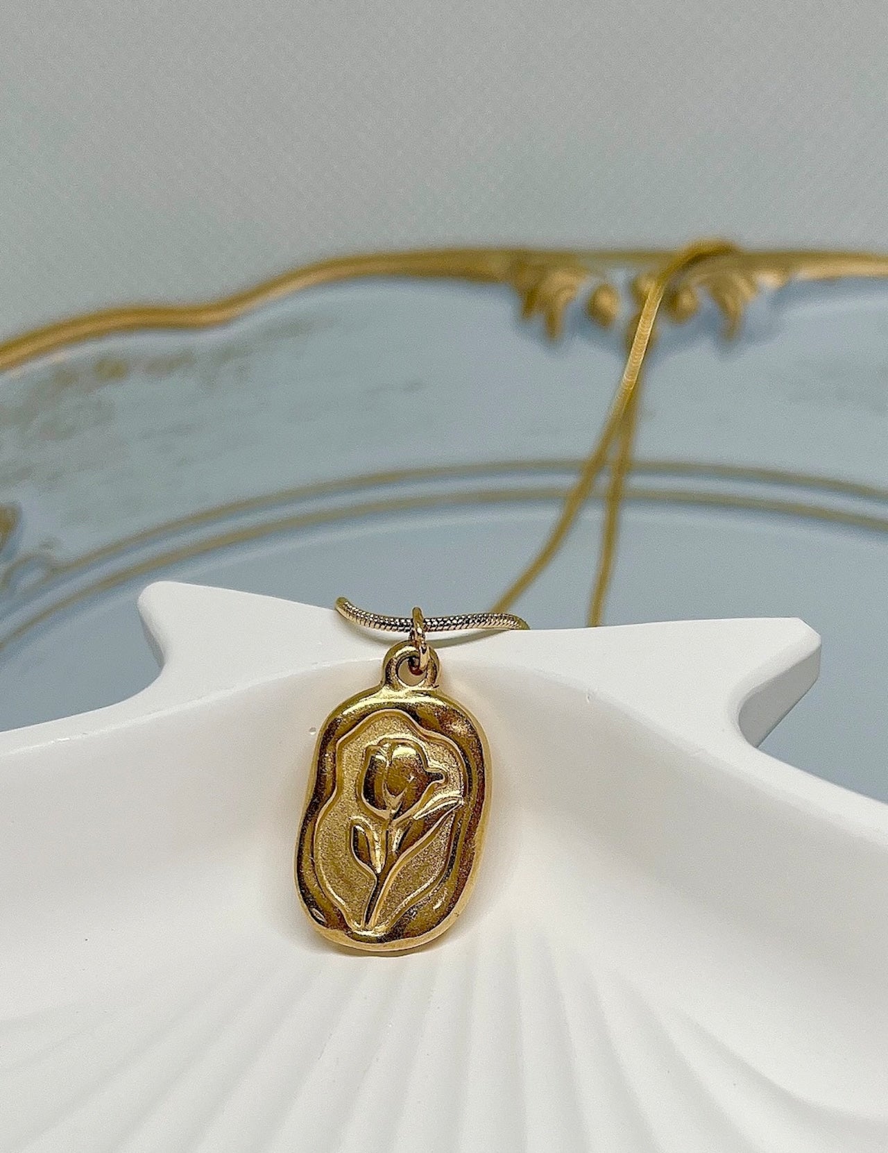 Floral Tulip Marble Effect Base Stainless Steel Pendant