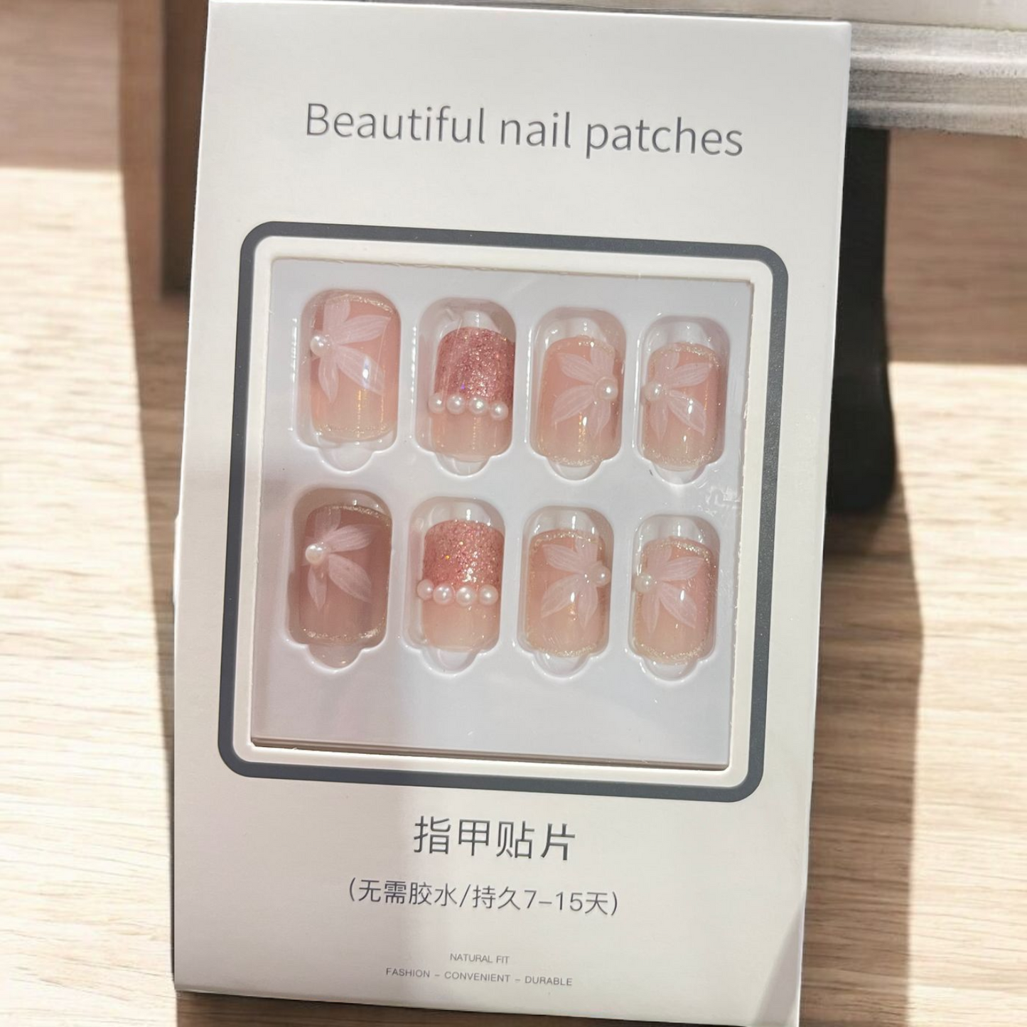 Beautiful Fake Nails – Floral Pearl Design