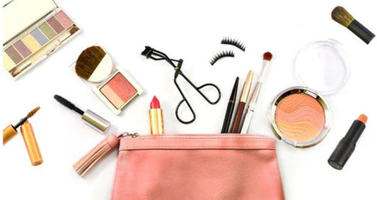 10 Must-Have Makeup Products for Beginners