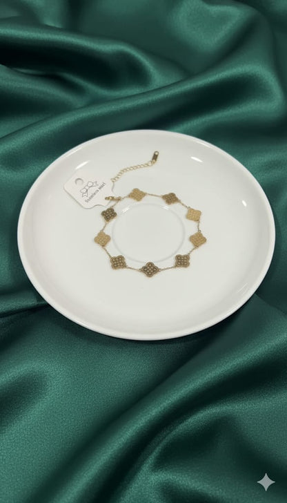Classy Gold Bracelet Stainless Steel