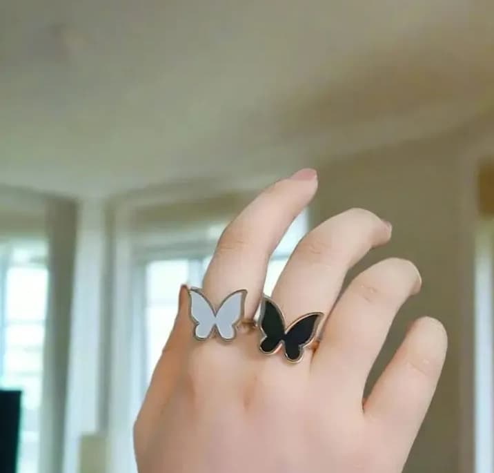 Marble Effect White Butterfly Ring