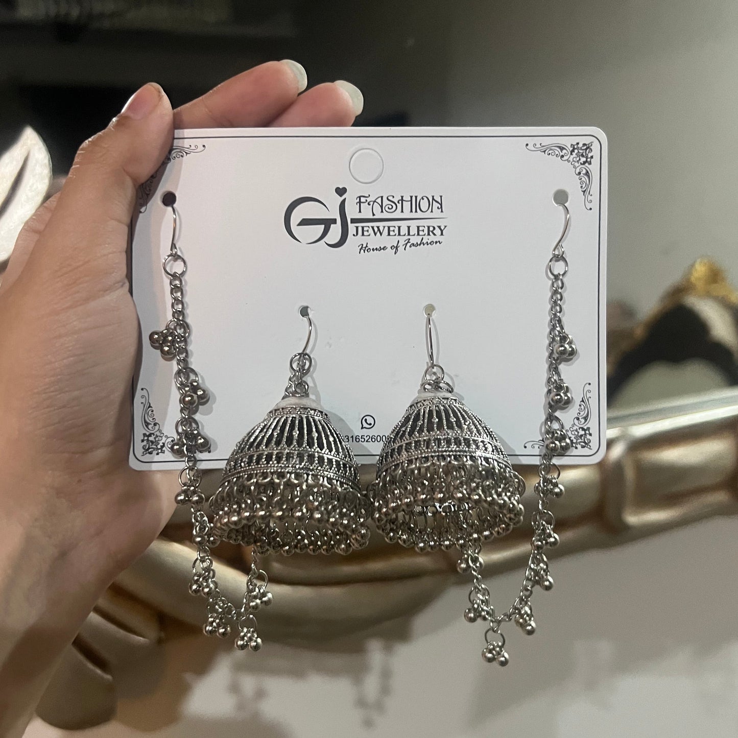 Sahara Jhumki Earings