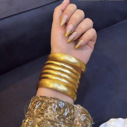 2 Karas & 4 Viral Golden Bangles Set