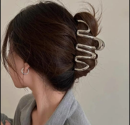 Vintage Wavy Metal Hair Catchers