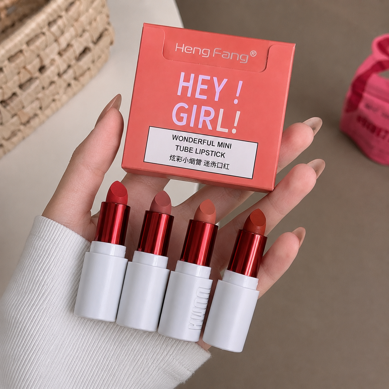 Hey Girl 4 in 1 Cigarettes Lipstick Pack