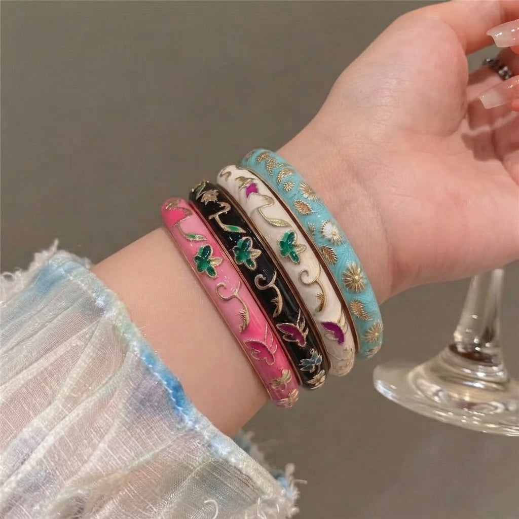 Pinteresty Enamel Floral Bangle | Handcuff