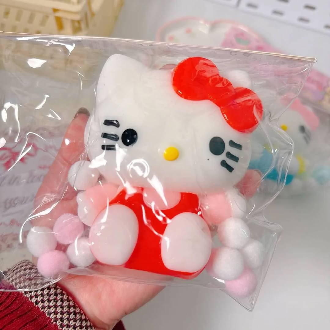 Hello Kitty Big Size Squeeze Me Taba Squishy