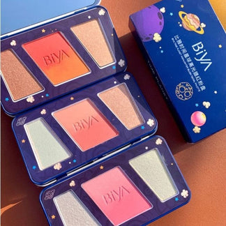 Biya Highlighter And Blush Pallette In Tin Packaging