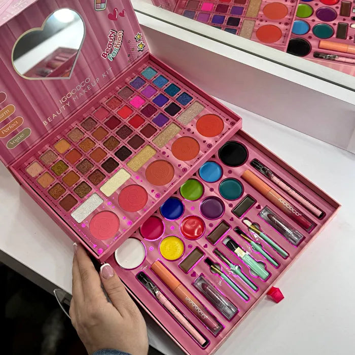 IGOODCO Magic Beauty Kids & Teens Makeup Kit – Ultimate All-in-One Vanity Box
