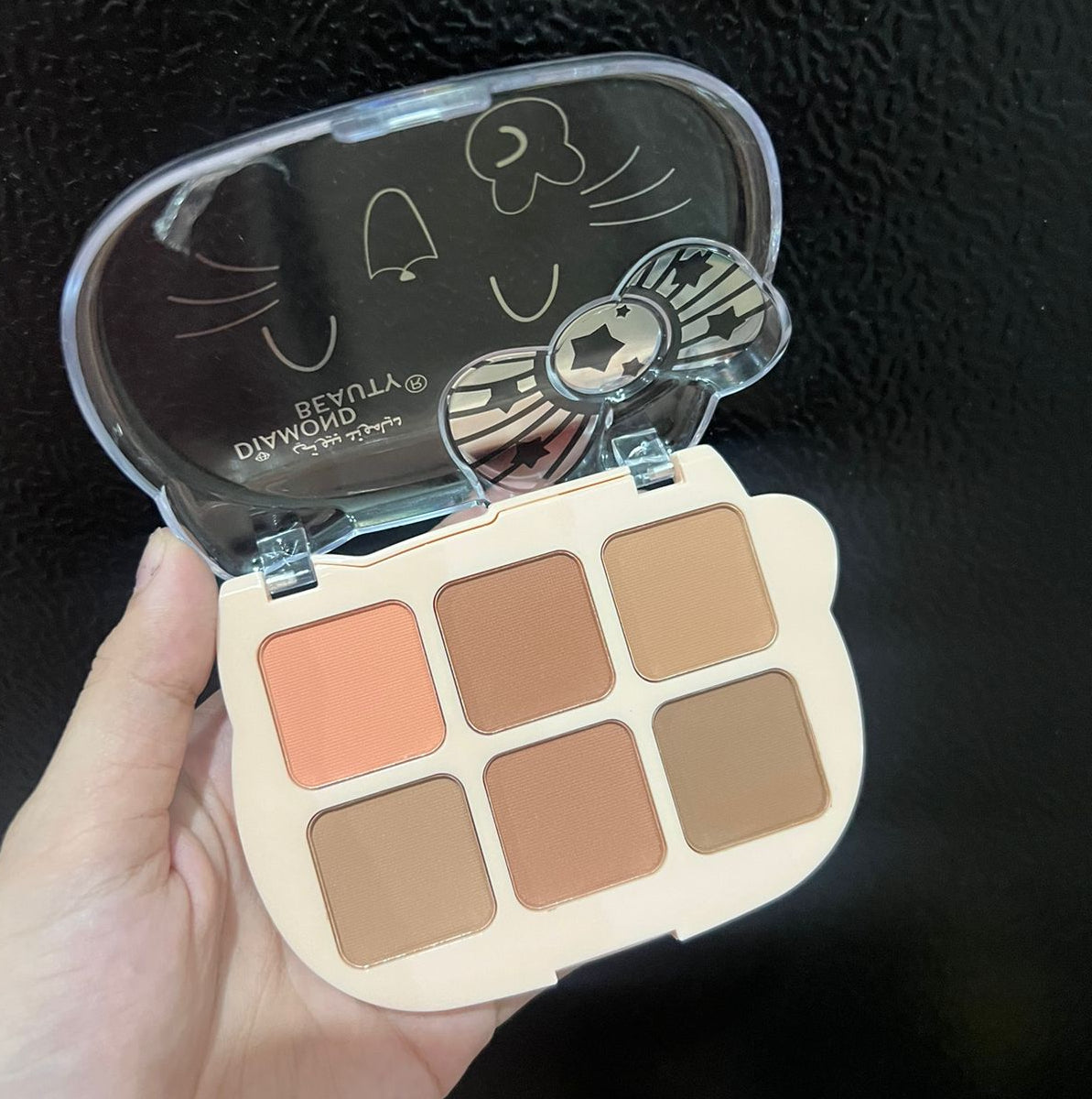 Hello Kitty Contour & Eyeshadow Palette