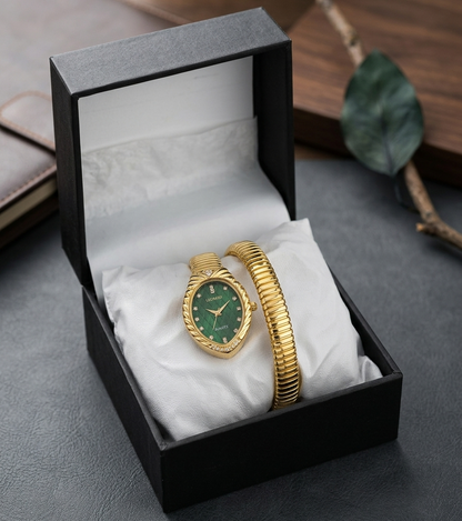 Trending Snake Watch With Luxury Box