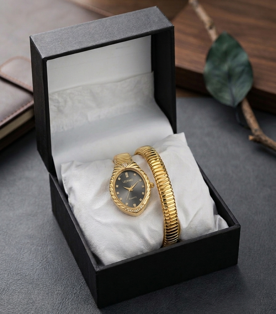 Trending Snake Watch With Luxury Box