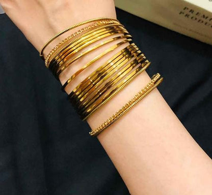 High Quality Golden Metal Bangles Set