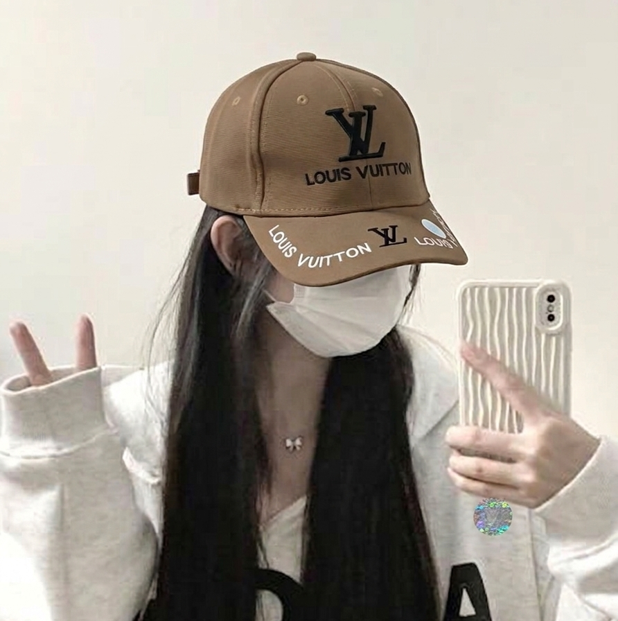 LV Unisex P Cap | 8 Years to Adults