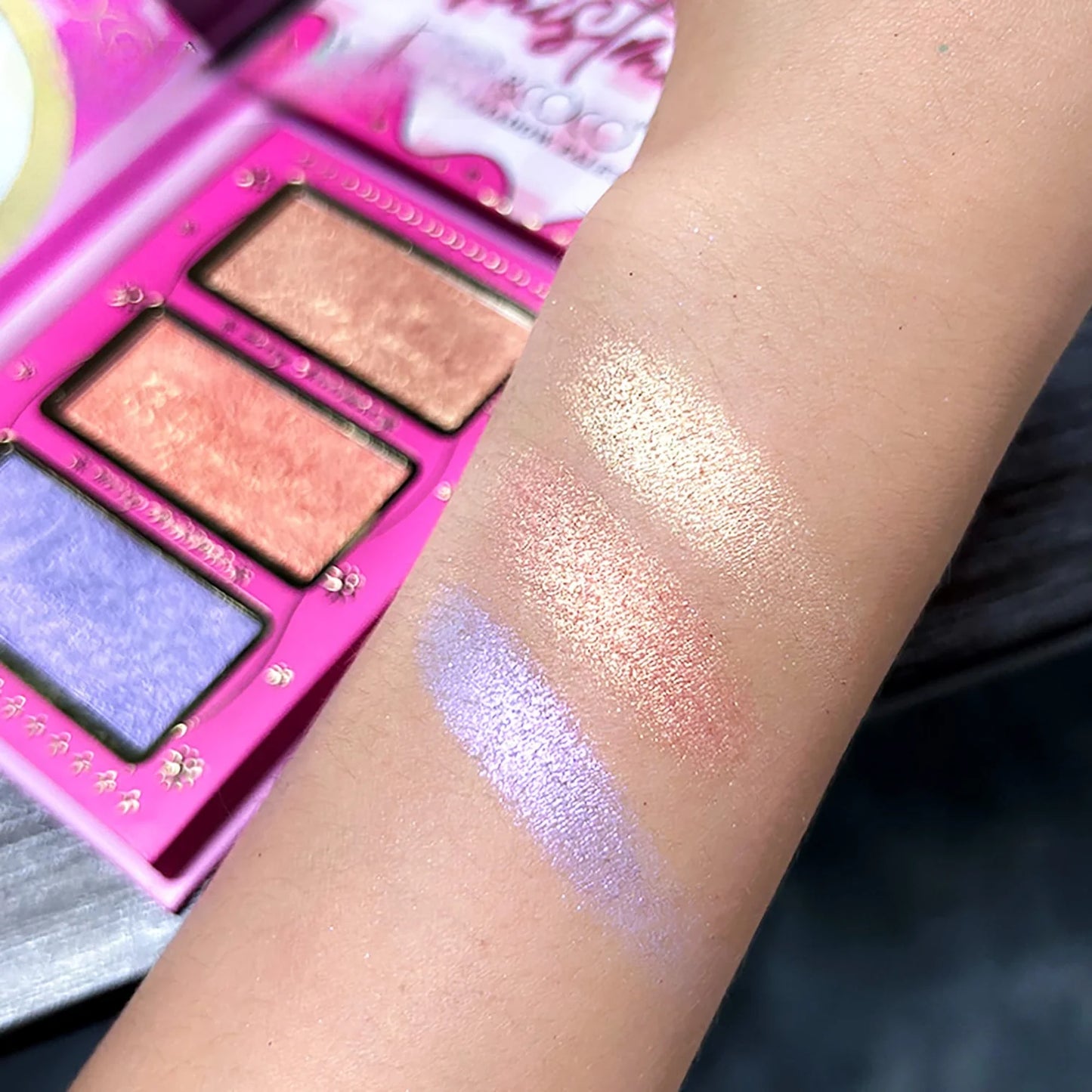 Kevin & Coco 4 in 1 Makeup Palatte